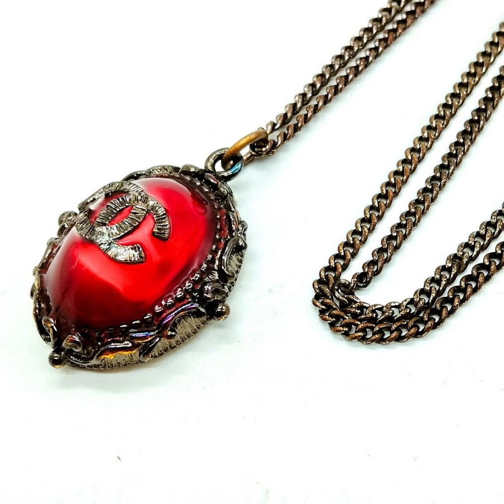 (R901) Chanel Pendant Necklace Silver Reds